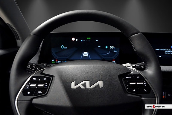 Kia EV6 12 of 16