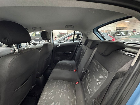 Opel Corsa 10 of 15