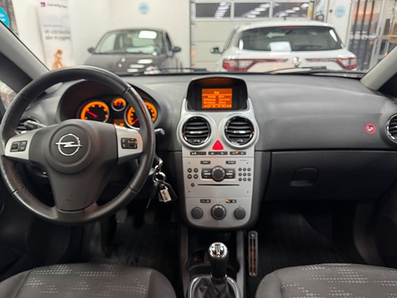 Opel Corsa 7 of 15