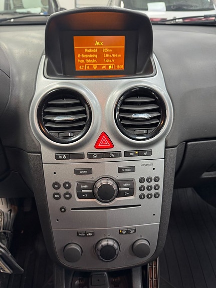 Opel Corsa 8 of 15
