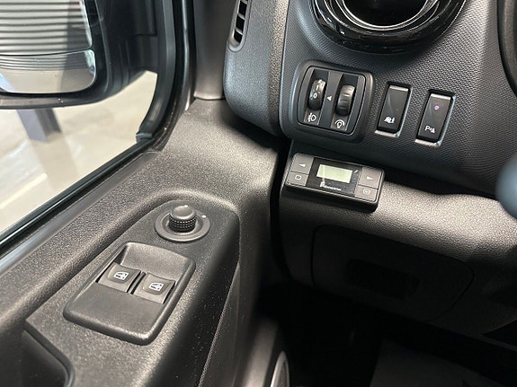 Renault Trafic 12 of 17