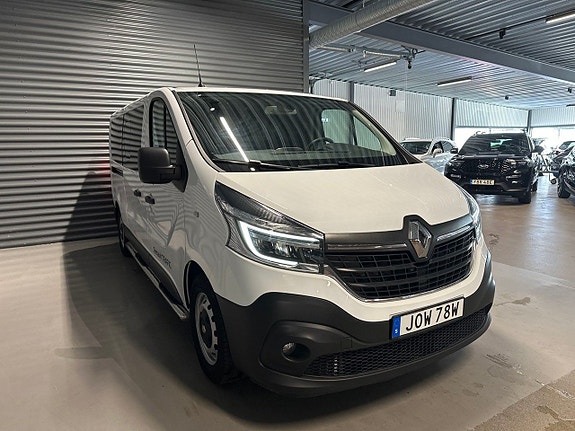 Renault Trafic 3 of 17