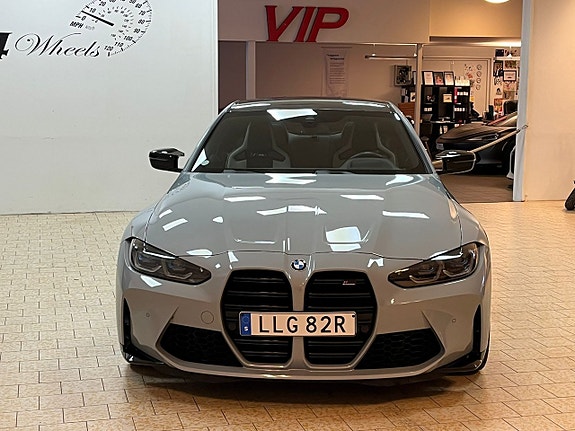 BMW M4 9 of 29