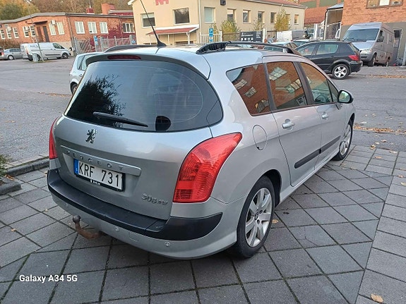 Peugeot 308 SW 3 of 13
