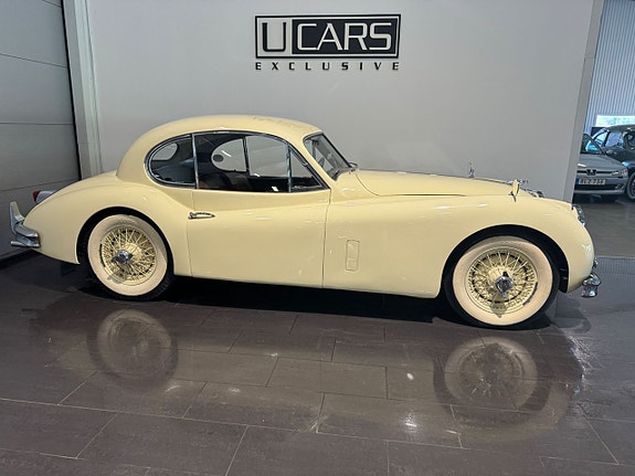 Jaguar XK140 4 of 9