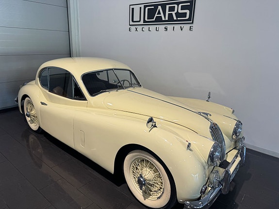 Jaguar XK140 3 of 9