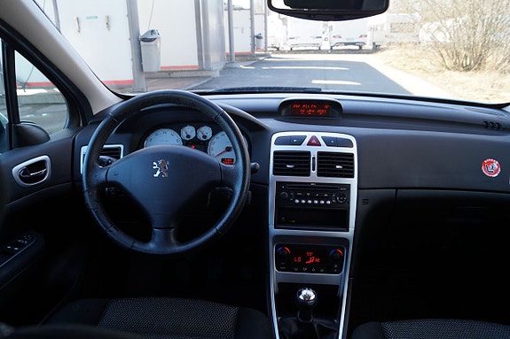 Peugeot 307 6 of 9