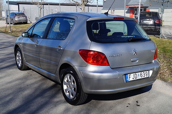 Peugeot 307 4 of 5