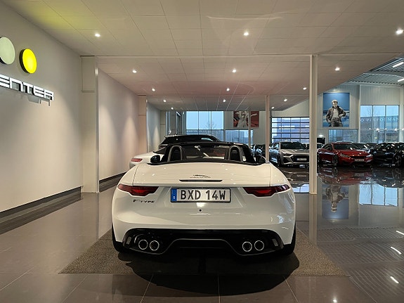 Jaguar F-TYPE 7 of 18