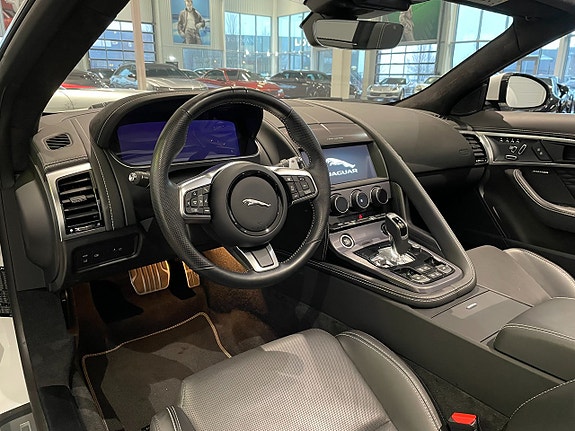Jaguar F-TYPE 10 of 18