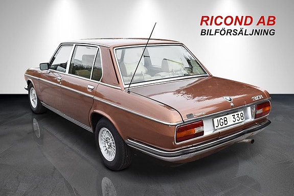 BMW 3.0 CSI 10 of 17