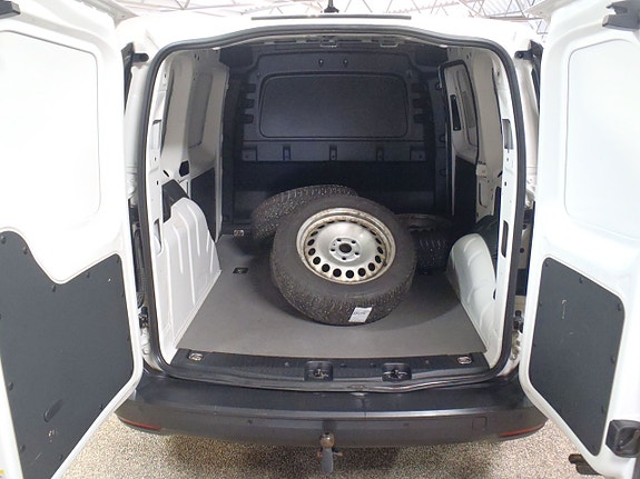 Volkswagen Caddy 5 of 5