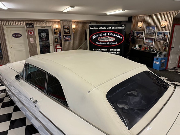 Oldsmobile 98 22 of 27