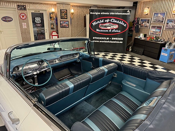 Oldsmobile 98 12 of 27