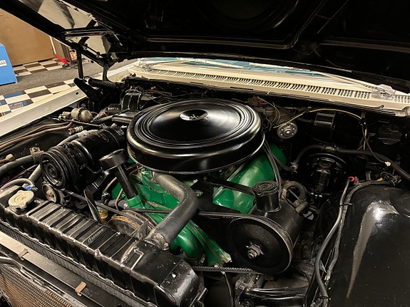 Oldsmobile 98 21 of 27
