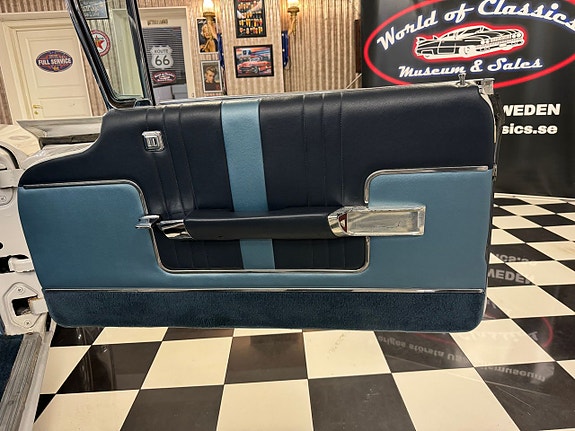 Oldsmobile 98 16 of 27