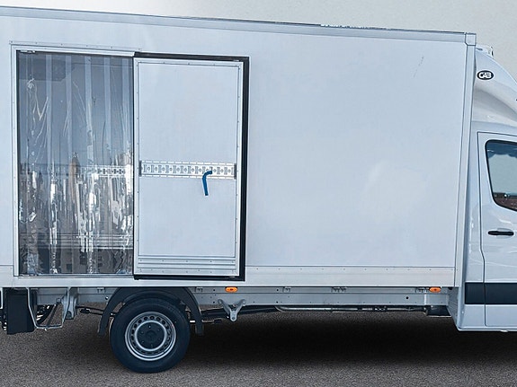 Mercedes-Benz Sprinter 317 12 of 17