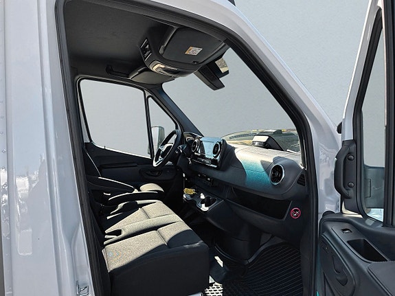Mercedes-Benz Sprinter 317 10 of 17
