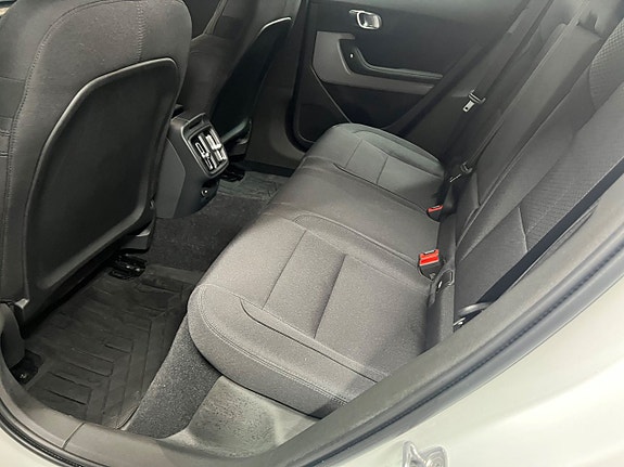 Polestar 2 15 of 28