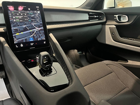 Polestar 2 20 of 28