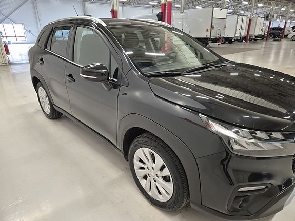 Suzuki S-Cross 3 of 10