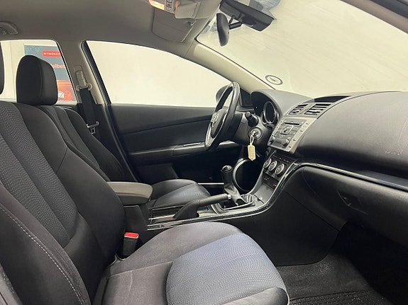 Mazda 6 10 of 14