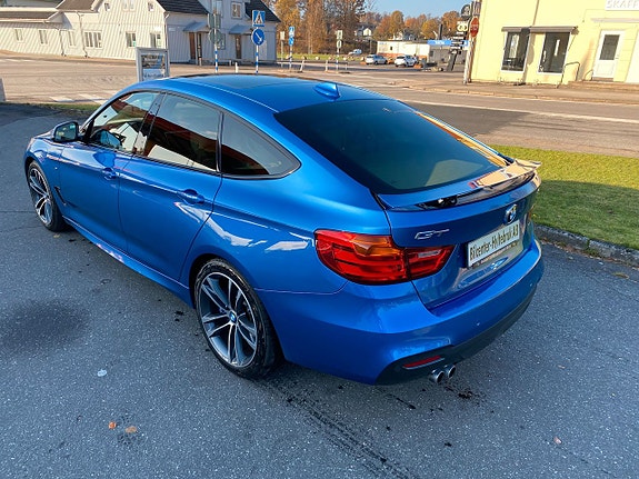 BMW 325d 9 of 14