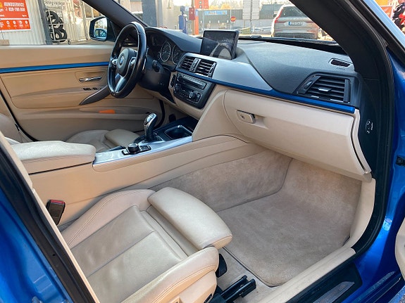 BMW 325d 11 of 14