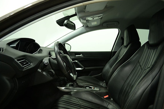Peugeot 308 5 of 5