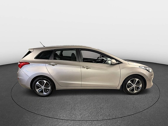Hyundai i30 6 of 22