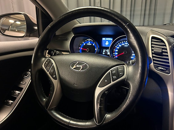 Hyundai i30 11 of 22