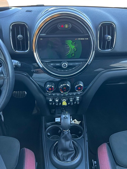 MINI Countryman Cooper SE 18 of 19