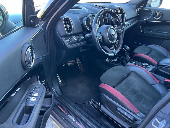 MINI Countryman Cooper SE 7 of 19