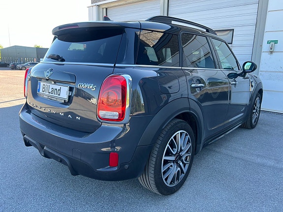MINI Countryman Cooper SE 4 of 5