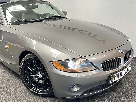 BMW Z4 3 of 5
