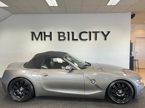 BMW Z4 6 of 12