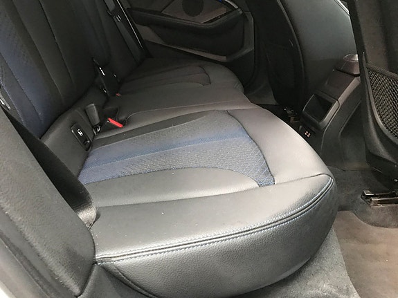 BMW 118i 11 of 27