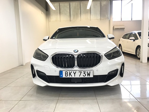 BMW 118i 6 of 27
