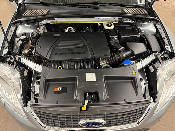 Ford Mondeo 16 of 20