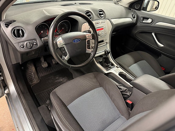 Ford Mondeo 11 of 20