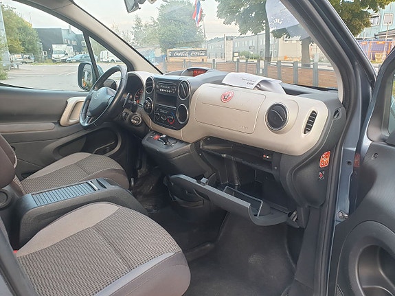 Peugeot Partner Tepee 6 of 6
