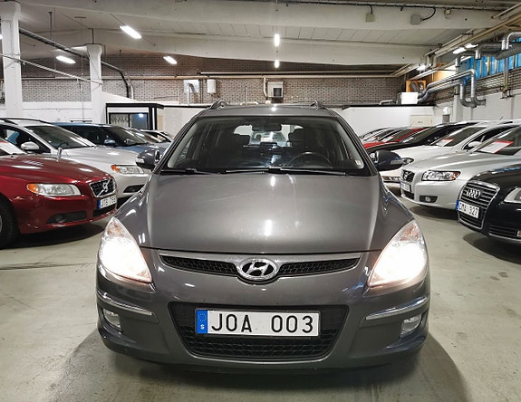 Hyundai i30 5 of 5