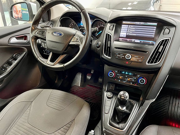 Ford Focus 12 of 20