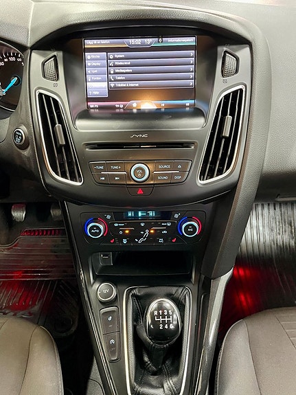 Ford Focus 10 of 20