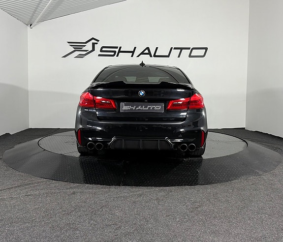 BMW 540i 8 of 20