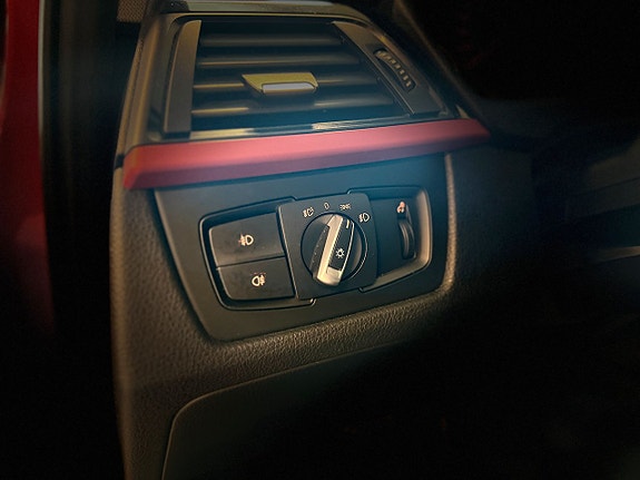 BMW 320 12 of 24