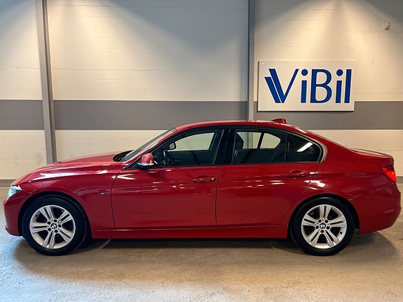 BMW 320 3 of 5
