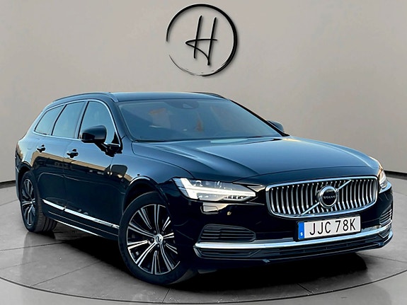 Volvo V90 2 of 21