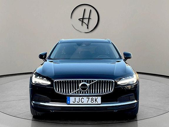 Volvo V90 3 of 21