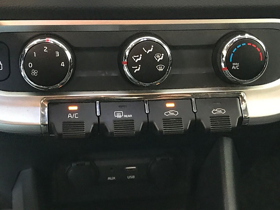 Kia Rio 12 of 27